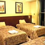 Reyna Hotel
