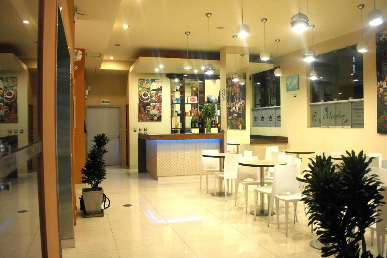 Hotel Reyna