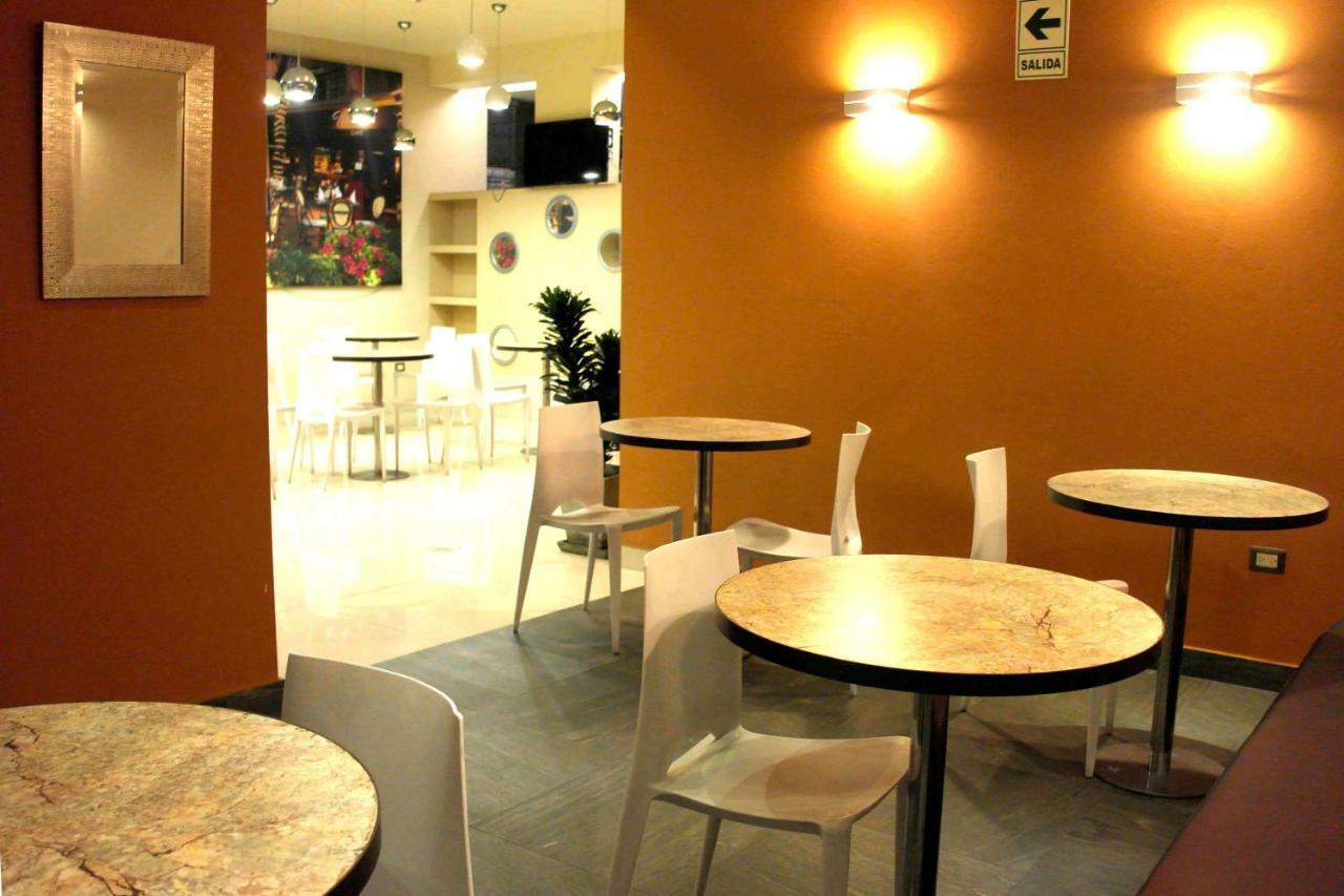Reyna Hotel
